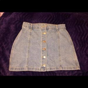 Women’s new or gently used clothes!